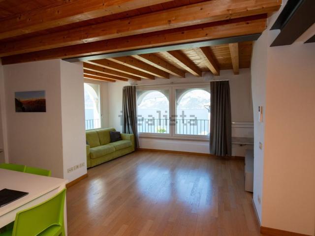 Appartamento in vendita di 120 m² in Via Borago, 99