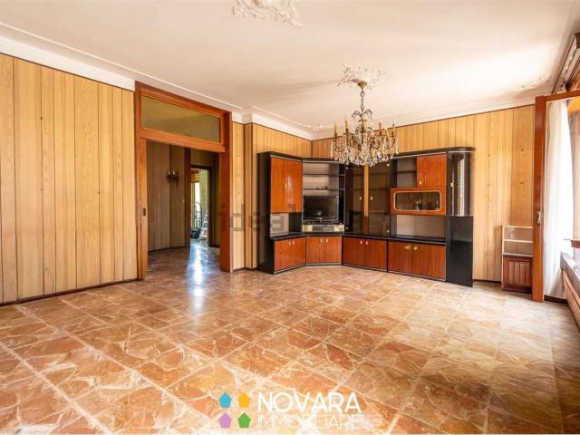 Appartamento in vendita di 120 m² in Via Borromini, 30