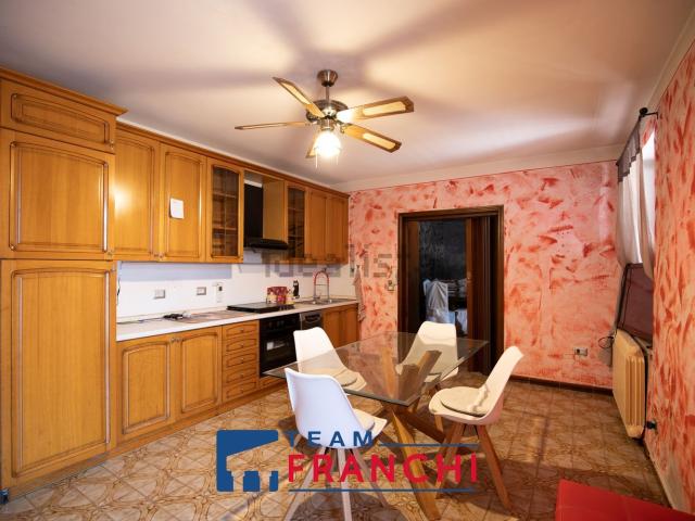 Appartamento in vendita di 120 m² in Via Boschetti di Mezzo, 37