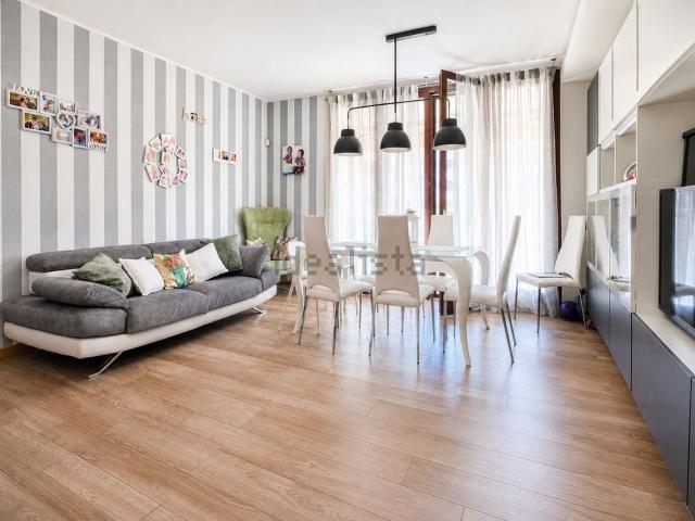 Appartamento in vendita di 120 m² in Via Bazzana Inferiore, 1