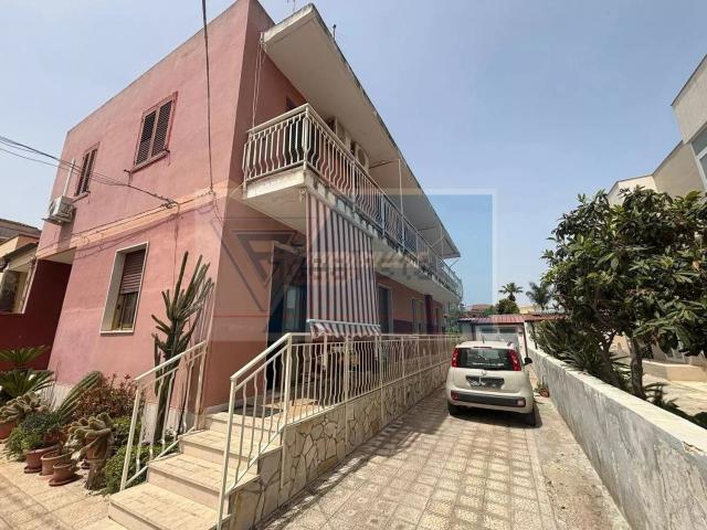 Appartamento in vendita di 120 m² in Via Barrafranca