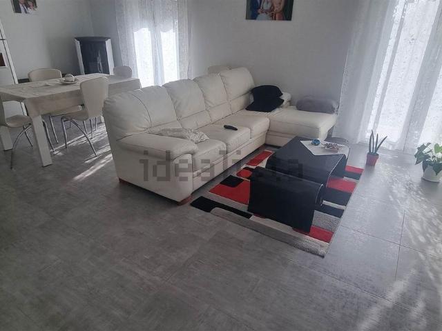 Appartamento in vendita di 120 m² in Via Beppe Montana