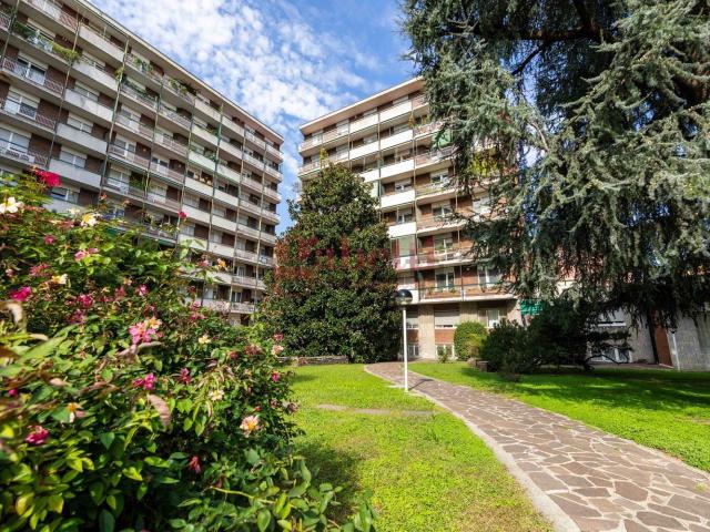 Appartamento in vendita di 120 m² in Via Bernardo Davanzati, 5