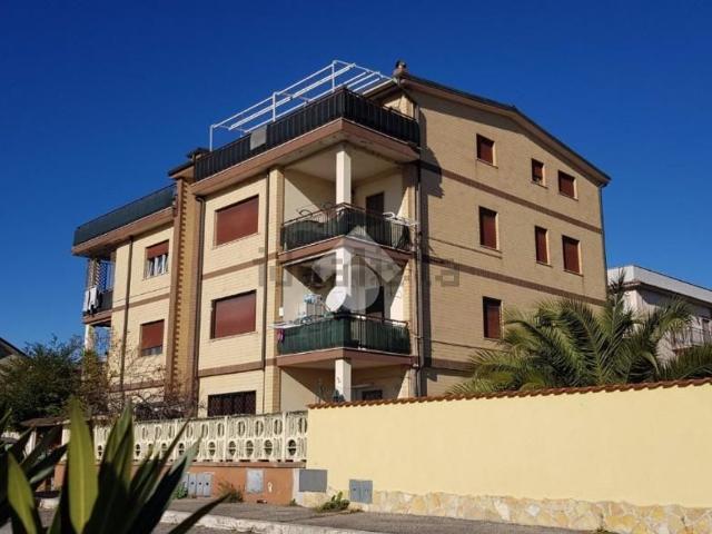 Appartamento in vendita di 120 m² in Via Bitti, 5