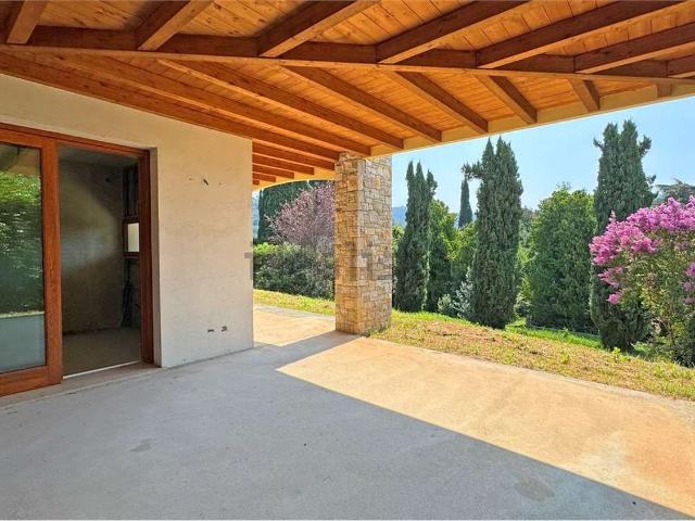 Appartamento in vendita di 120 m² in Via G. B. Marchesi, 2