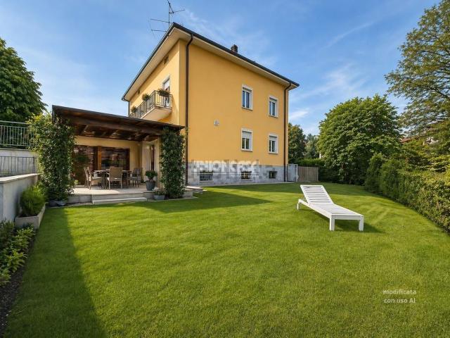 Appartamento in vendita di 120 m² in Via G. Marconi