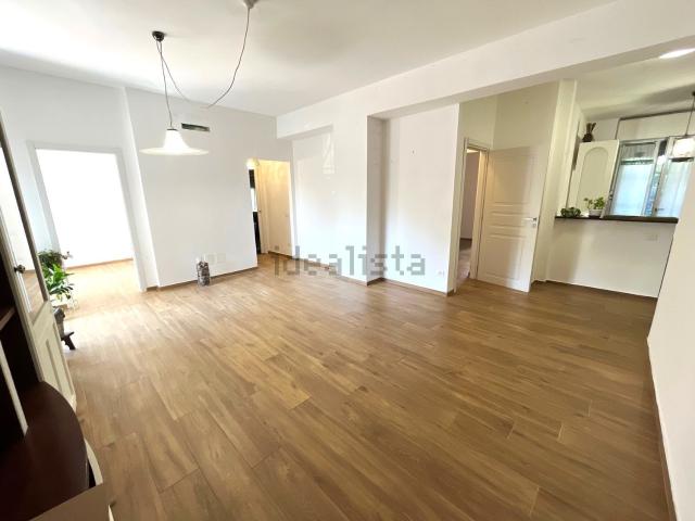 Appartamento in vendita di 120 m² in Via Gozzano, 44