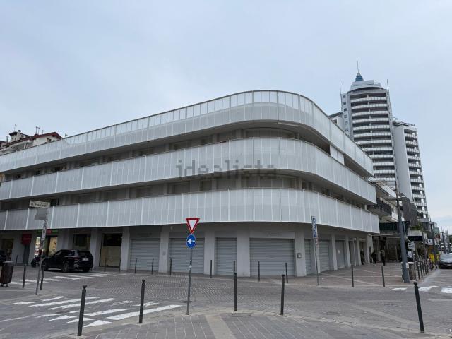 Appartamento in vendita di 120 m² in Via Goffredo Mameli