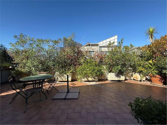 Appartamento in vendita di 120 m² in Via Gallarate, 124