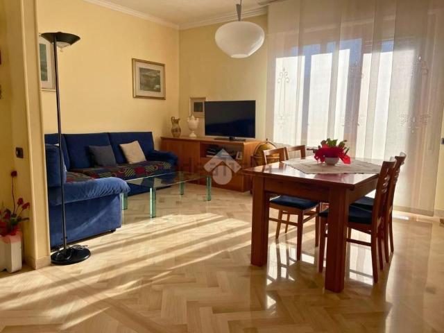 Appartamento in vendita di 120 m² in Via Gaspare Finali
