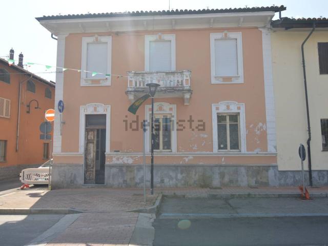 Appartamento in vendita di 120 m² in Via Generale Guibert, 32