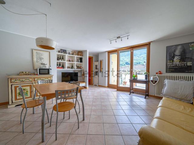 Appartamento in vendita di 120 m² in Via Giuliani, 2
