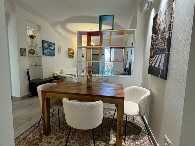 Appartamento in vendita di 120 m² in Via Giulio Cesare