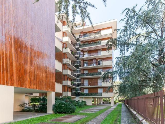 Appartamento in vendita di 120 m² in Via Giuseppe Bologna