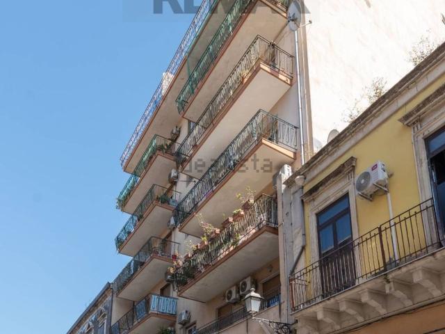 Appartamento in vendita di 120 m² in Via Giuseppe Garibaldi, 259