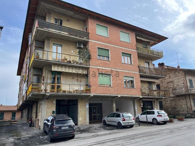 Appartamento in vendita di 120 m² in Via Giuseppe Garibaldi