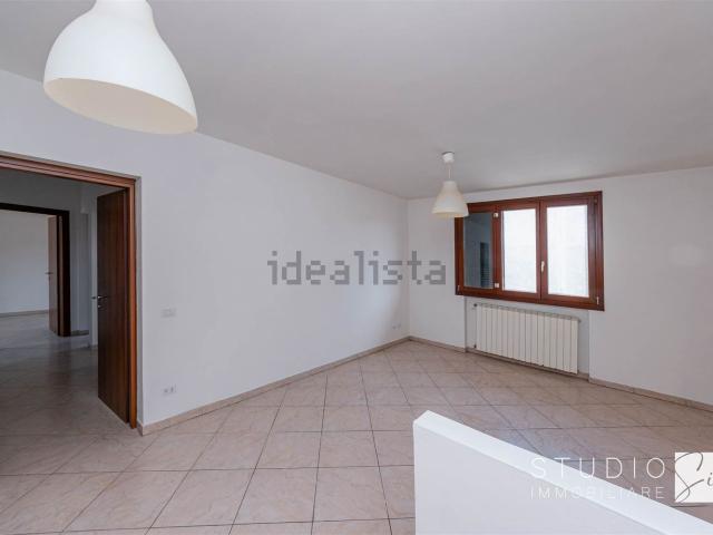 Appartamento in vendita di 120 m² in Via Giuseppe Giusti