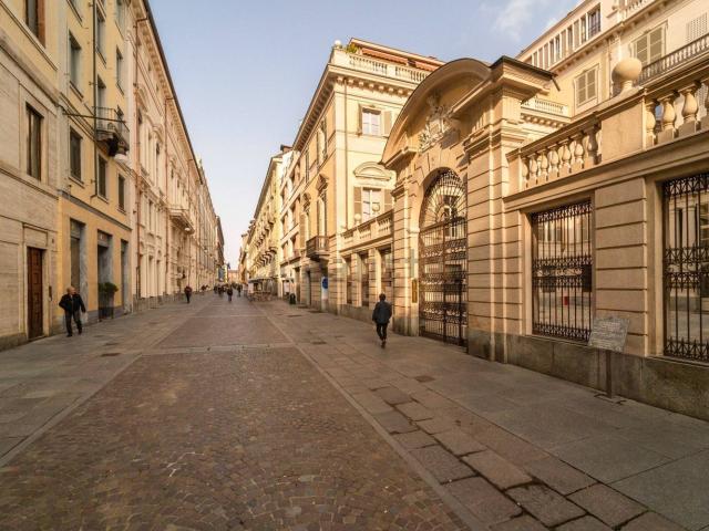 Appartamento in vendita di 120 m² in Via Giuseppe Luigi Lagrange, 7