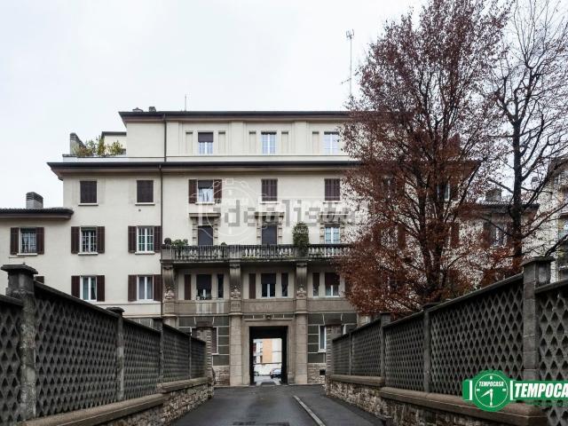 Appartamento in vendita di 120 m² in Via Giuseppe Mazzini, 25