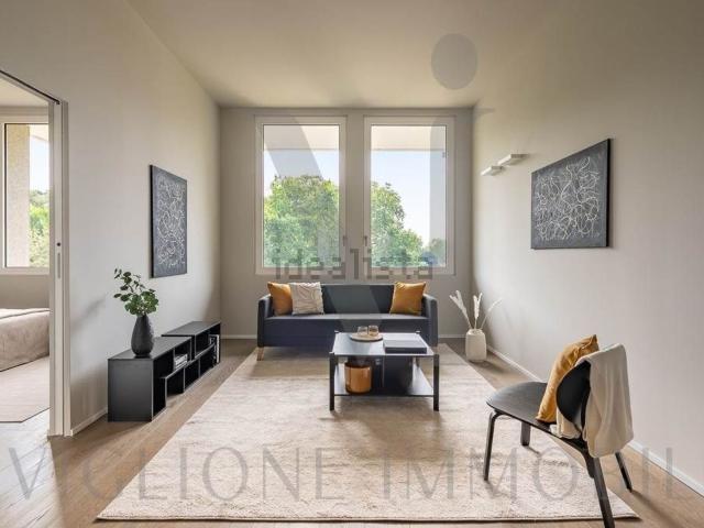 Appartamento in vendita di 120 m² in Via Giuseppe Marcora
