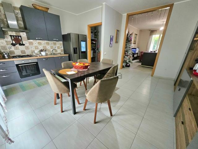 Appartamento in vendita di 120 m² in Via Giuseppe Saragat, 17