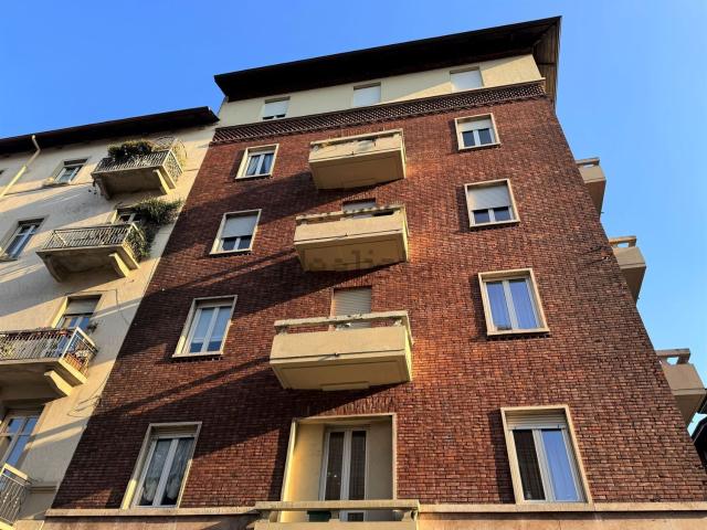 Appartamento in vendita di 120 m² in Via Giuseppe Piazzi, 7