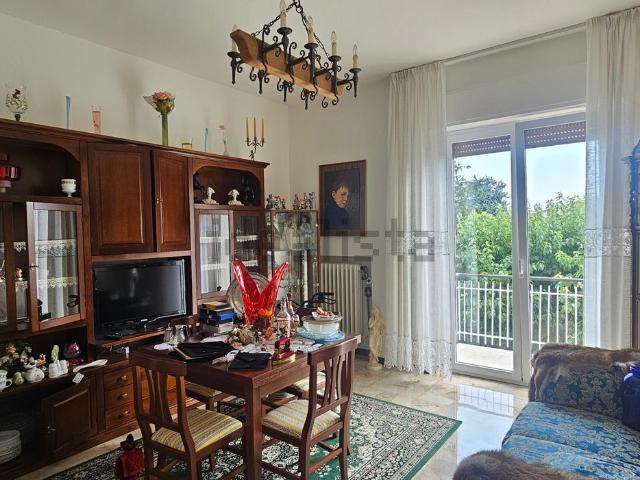 Appartamento in vendita di 120 m² in Via Giuseppe Radiciotti