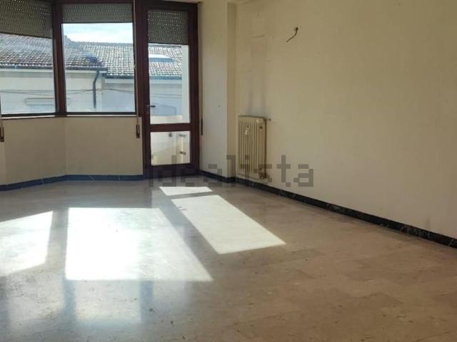 Appartamento in vendita di 120 m² in Via Giuseppe Zanardelli
