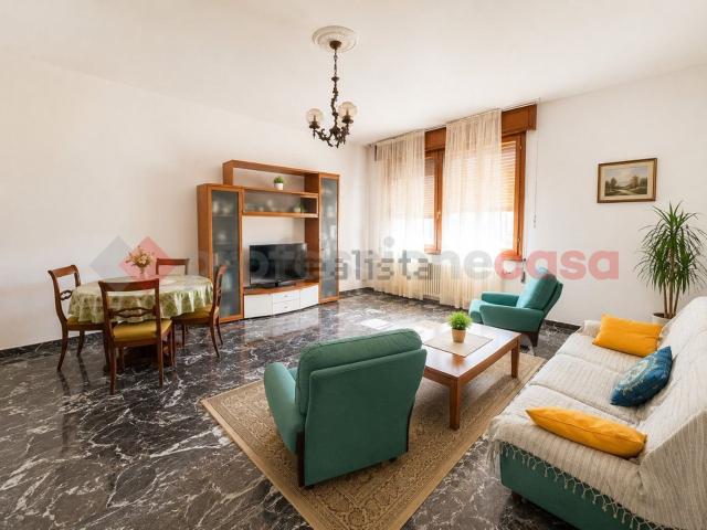 Appartamento in vendita di 120 m² in Via Giacomo Zanellato