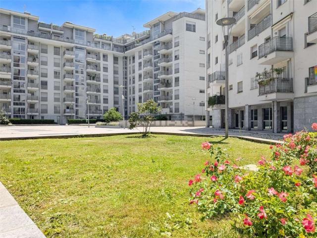 Appartamento in vendita di 120 m² in Via Giacomo Manzú, 2