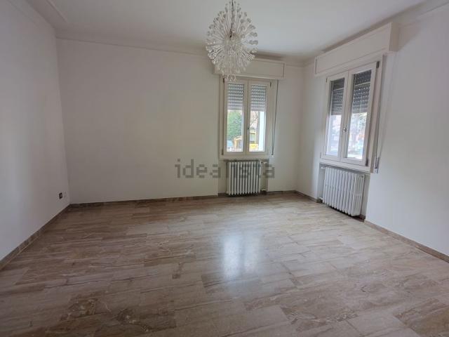 Appartamento in vendita di 120 m² in Via Giacomo Matteotti, 22