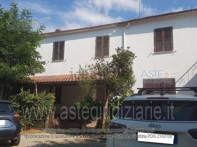 Appartamento in vendita di 120 m² in Via Giacomo Matteotti, 266