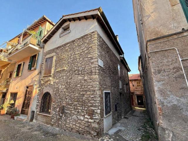Appartamento in vendita di 120 m² in Via Giacomo Puccini, 1