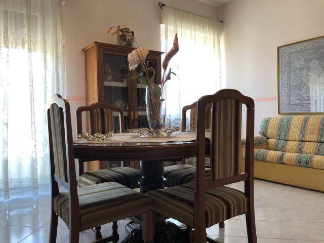 Appartamento in vendita di 120 m² in Via Giambattista Pergolesi, 23