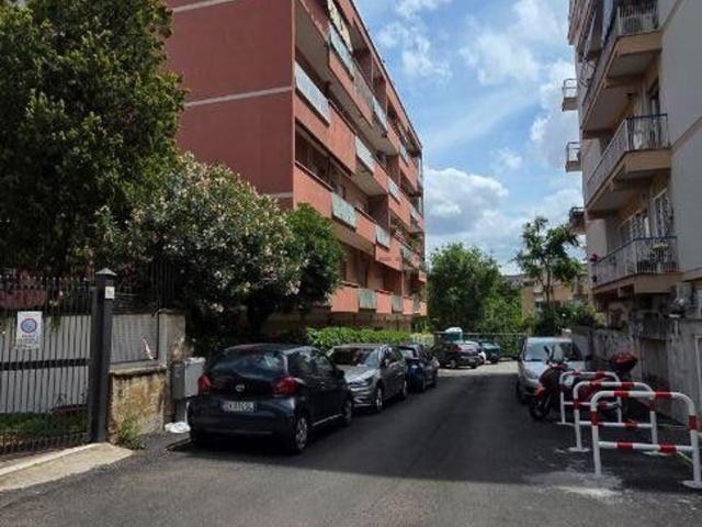 Appartamento in vendita di 120 m² in Via Giovanni Battista Falda