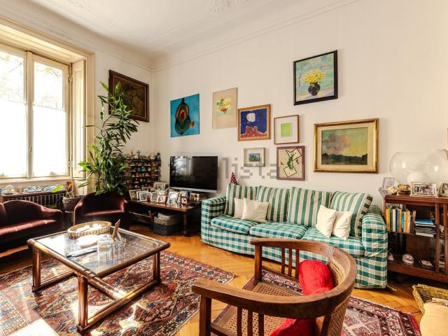 Appartamento in vendita di 120 m² in Via Giovanni Battista Morgagni, 31