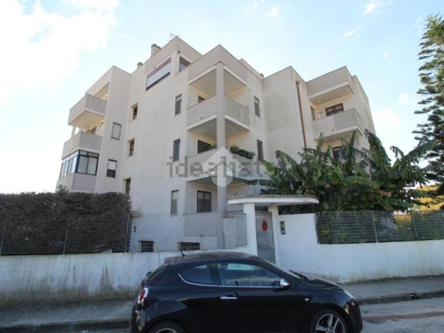Appartamento in vendita di 120 m² in Via Giovanni Battista Pergolesi, 34