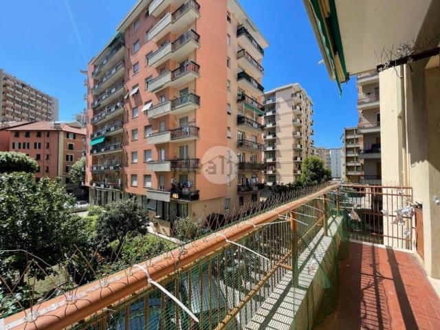 Appartamento in vendita di 120 m² in Via Giovanni Opisso, 276