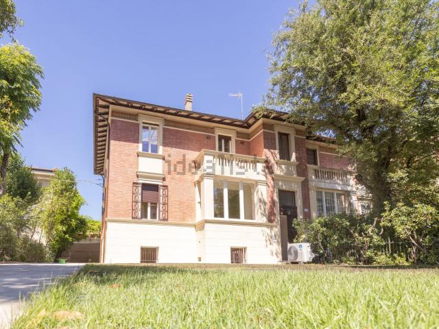 Appartamento in vendita di 120 m² in Via Giovanni Marchetti, 7