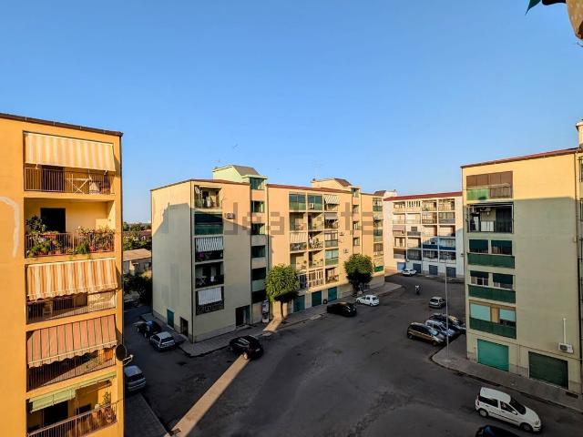 Appartamento in vendita di 120 m² in Via Grazia Deledda, 11