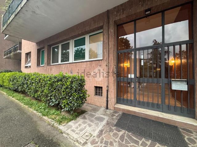 Appartamento in vendita di 120 m² in Via Grazia Deledda, 15
