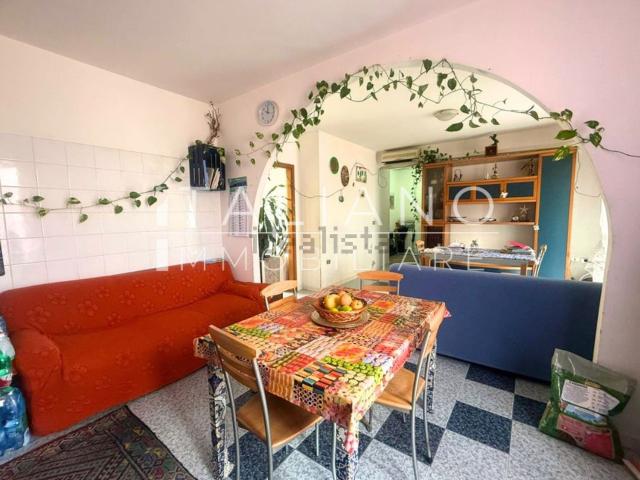 Appartamento in vendita di 120 m² in Via Grotta Polifemo