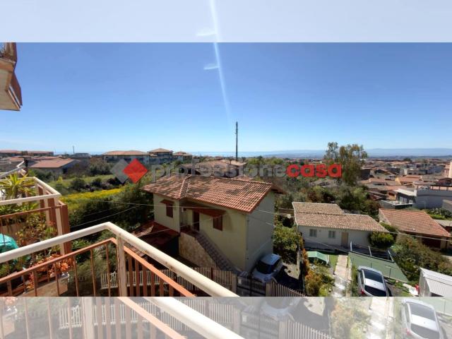 Appartamento in vendita di 120 m² in Via Guardia, 18