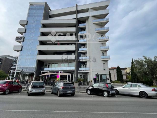 Appartamento in vendita di 120 m² in Via Guglielmo Marconi