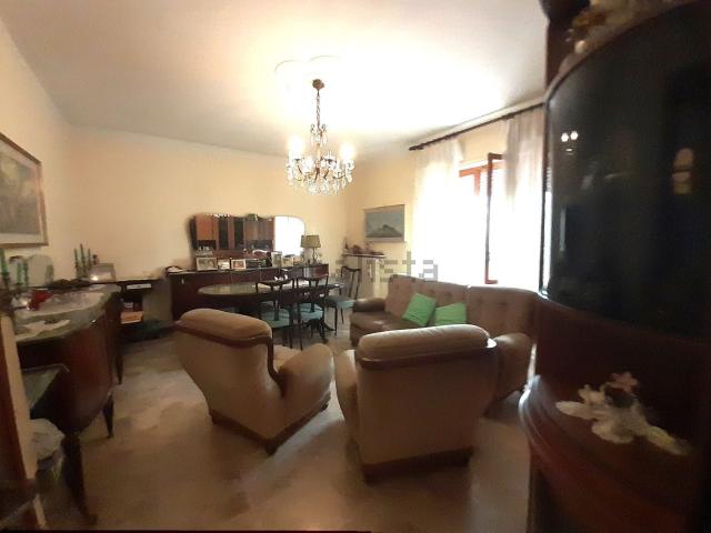 Appartamento in vendita di 120 m² in Via Guglielmo Oberdan