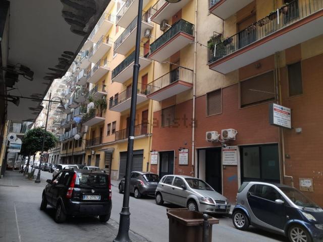 Appartamento in vendita di 120 m² in Via Guido Cucci