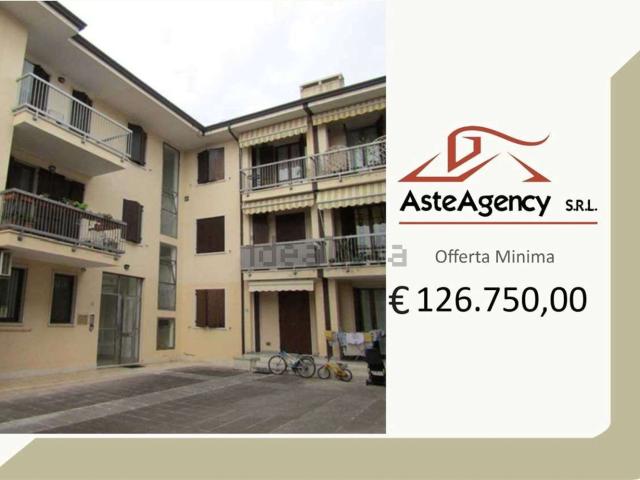 Appartamento in vendita di 120 m² in Via Don Giovanni Battista Tessari, 12