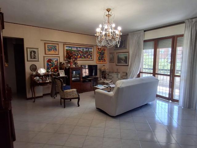Appartamento in vendita di 120 m² in Via Donato Menichella