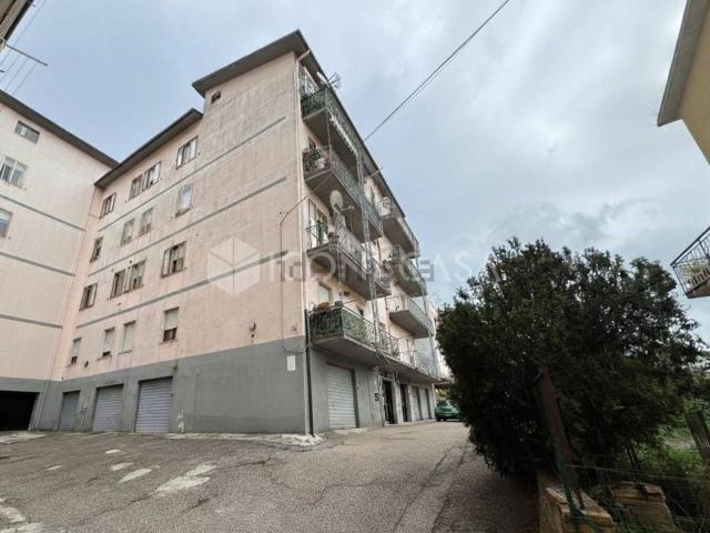 Appartamento in vendita di 120 m² in Via Dordona