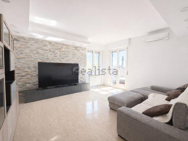 Appartamento in vendita di 120 m² in Via Dante, 30